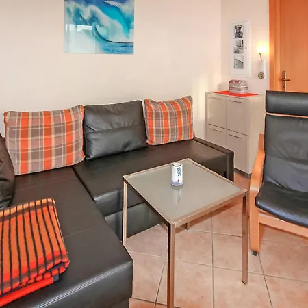 Beautiful In Seebad With Wifi Appartement