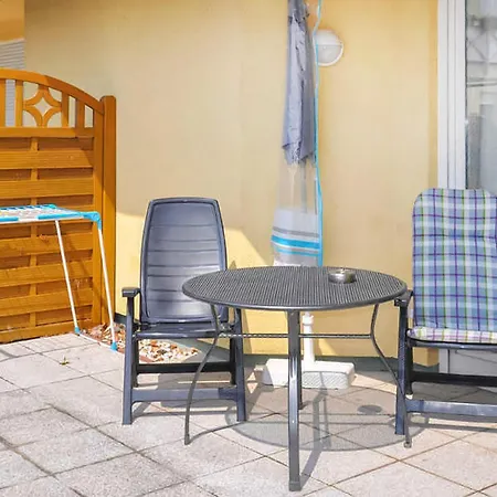 Beautiful In Seebad With Wifi Appartement *