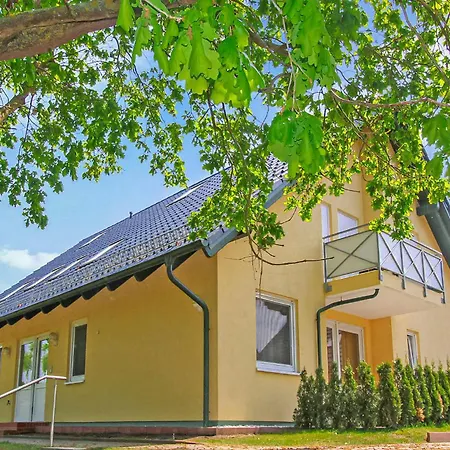 Appartement Beautiful In Seebad With Wifi Zempin